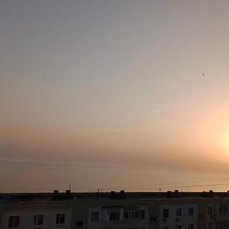 Трехкомнатные Апартаменты В 15 Микрорайоне С Видом На Каспийское Море И Возле Моря 阿克套 外观 照片