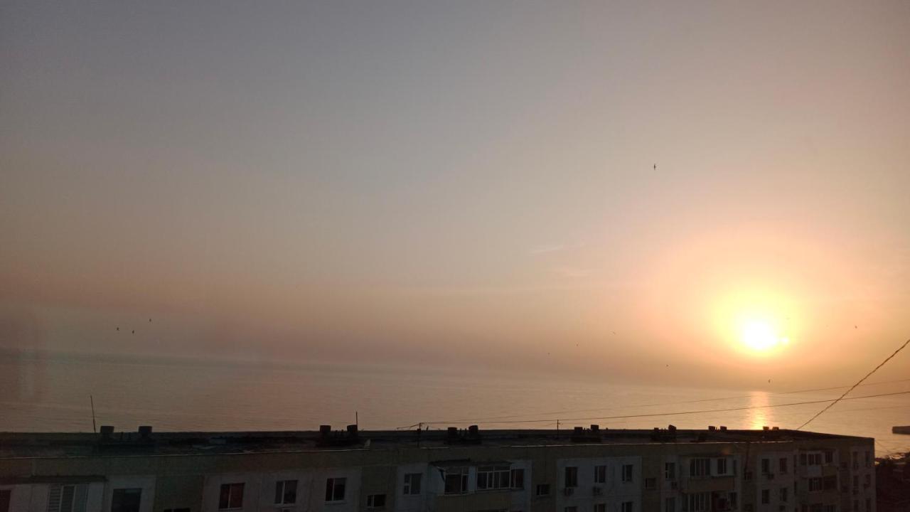Трехкомнатные Апартаменты В 15 Микрорайоне С Видом На Каспийское Море И Возле Моря 阿克套 外观 照片